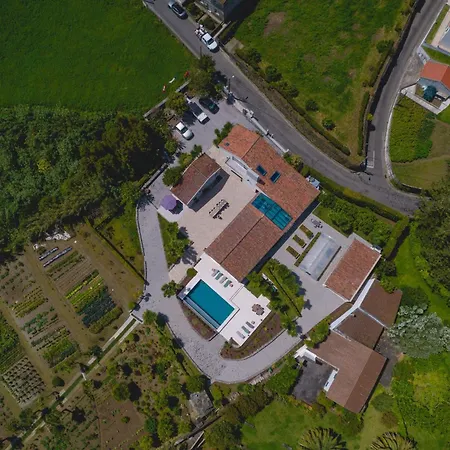 Idonea Bed & Breakfast 4*