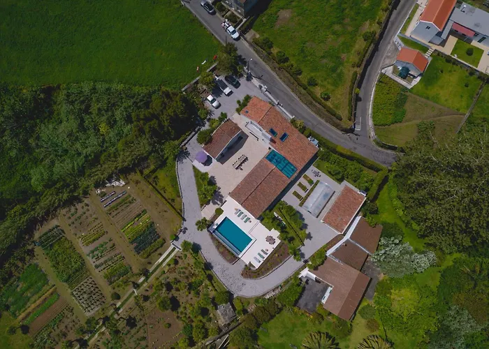 Idonea Bed & Breakfast 4*