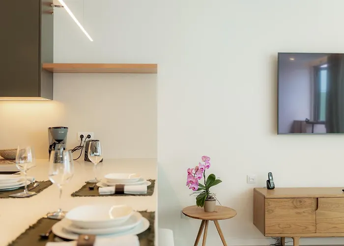 Idonea Bed & Breakfast 4*